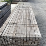 Ca. 80x Azobe Palen Fijnbezaagd Gepunt, 60x60mm, lengte 275cm